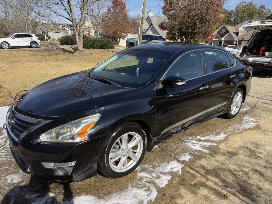 Black Nissan Altima after exterior detail - Revive Detailing Dallas GA